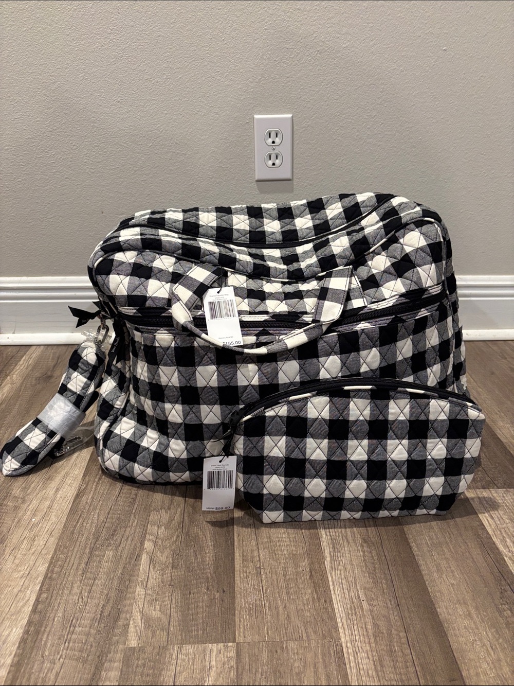 Vera Bradley Buffalo Plaid Grand Traveler NWT with Cosmetic Bag